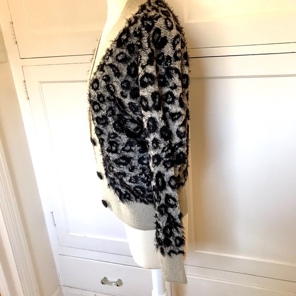 FRANCESCA’S Leopard Print Cardigan Medium NWT - Picture 4 of 11